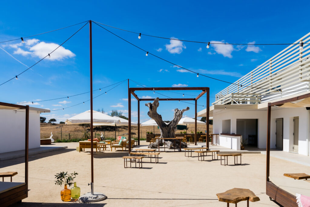 Espaço da Esplanada decorado para casamento